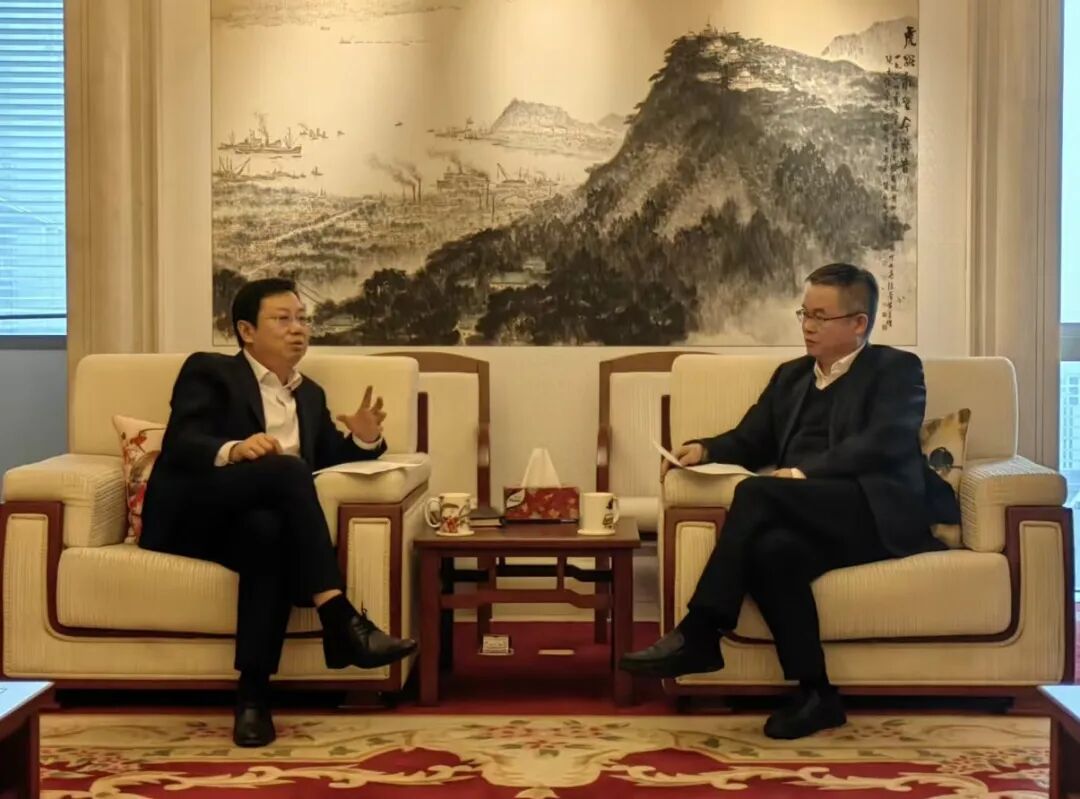 郭利群與濰坊市政府領導座談交流，共話合作發展